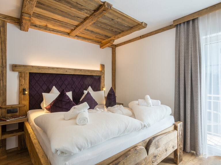 Doppelzimmer Wildried Hotelzimmer Interior Design Altholz Modern Hotel Bergkristall Montafon Silbertal