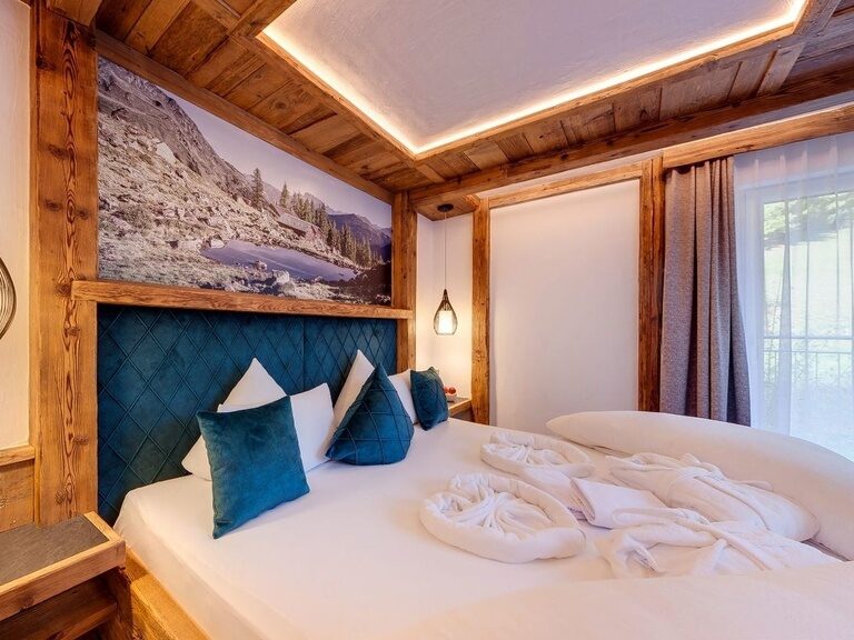 Hotel Zimmer Seinerzeit Altholz Montafon Hotel Bergkristall Silbertal Interior